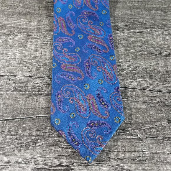 Fendi hand-made Italian silk necktie - Picture 1 of 7
